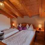 公寓 Gaestehaus Alpenparadies 克伦