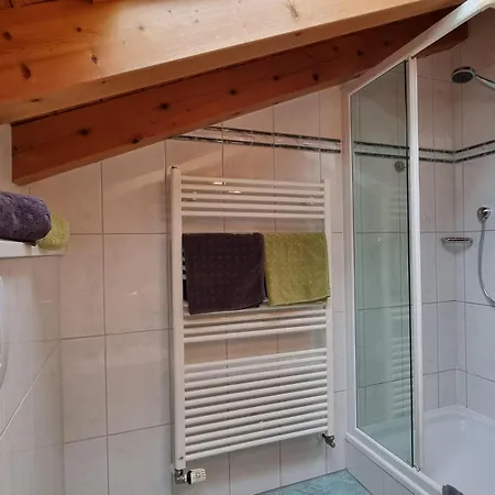 Gaestehaus Alpenparadies شقة