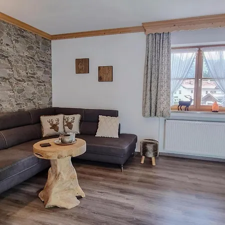 Gaestehaus Alpenparadies شقة *