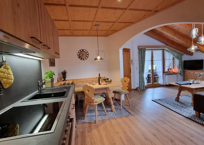 Gaestehaus Alpenparadies شقة