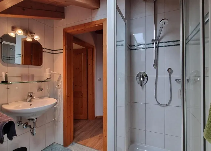 Gaestehaus Alpenparadies شقة كرن