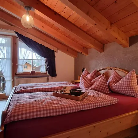 Gaestehaus Alpenparadies
